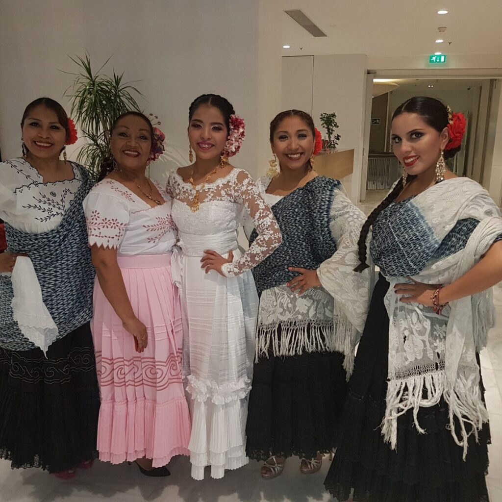 FAMILIA marinera madrid